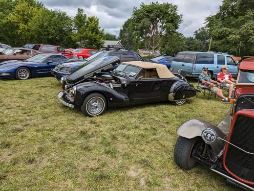 Honest Auto Repair Car Show 2023 photo 28