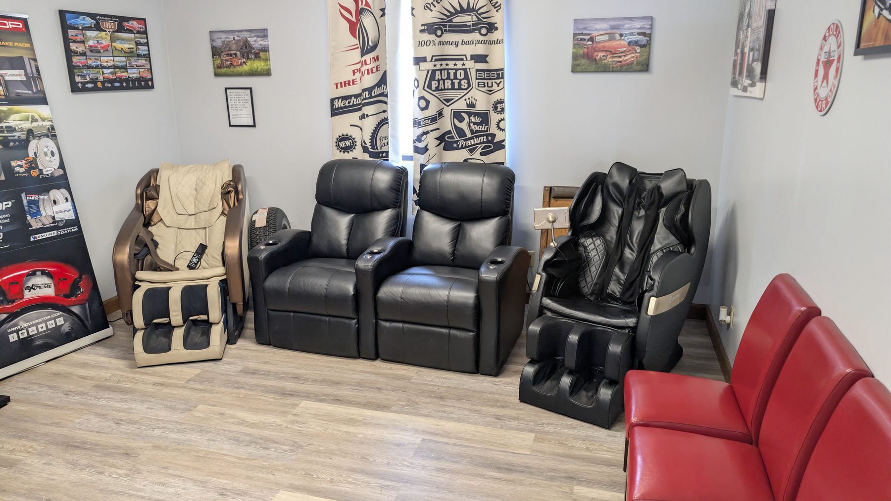 Honest Auto Repair waiting room with massage chairs and seating